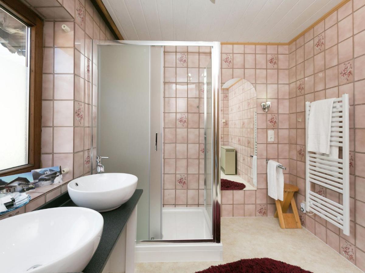 Apartment In Salzburgerland Near The Ski Area Viehhofen Esterno foto
